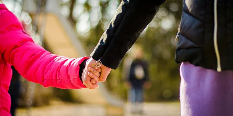 Monika engagiert sich ehrenamtlich beim begleiteten Umgang für Trennungskinder